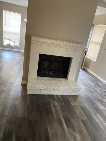 3055 Gregory Lane, Grand Prairie, TX 75052