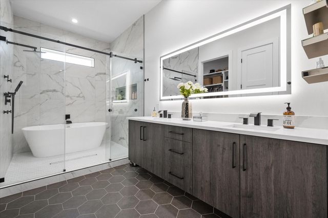 4029 Ivanhoe Lane, Dallas, TX 75212