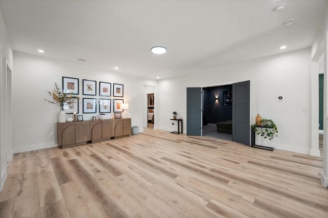 4029 Ivanhoe Lane, Dallas, TX 75212