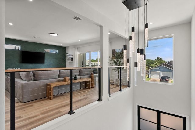 4029 Ivanhoe Lane, Dallas, TX 75212