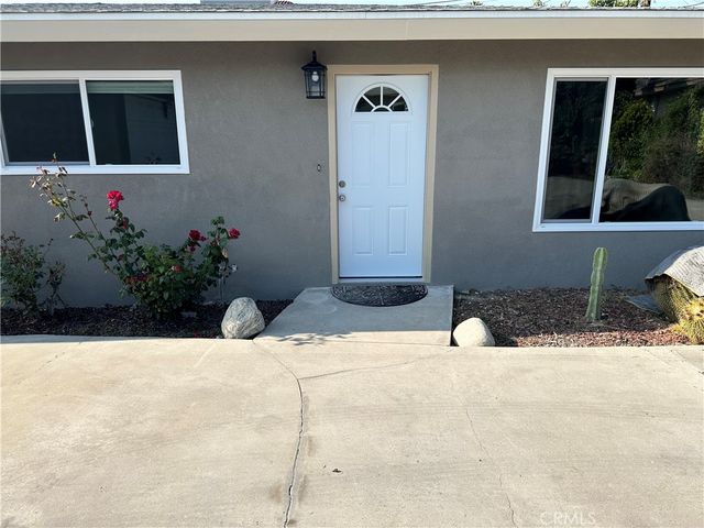 24450 University Avenue, Loma Linda, CA 92354