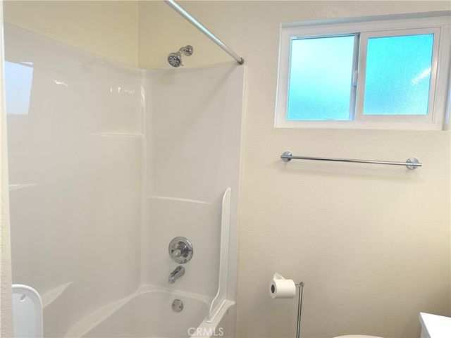 24450 University Avenue, Loma Linda, CA 92354