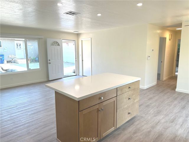 24450 University Avenue, Loma Linda, CA 92354