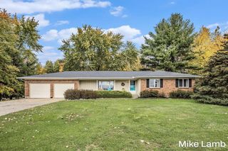 3825 14 Mile Road, Sparta, MI 49345