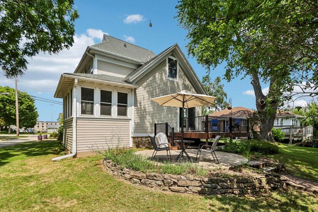 306 W Lake STREET, Lake Mills, WI 53551