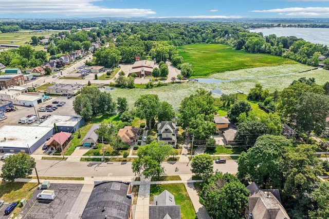 306 W Lake STREET, Lake Mills, WI 53551