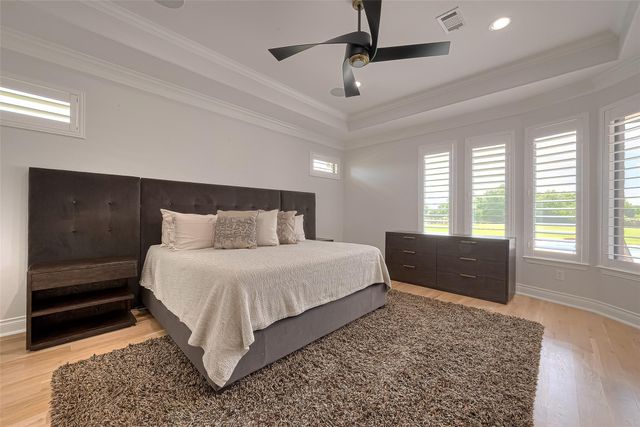 4810 Shadow Grass Drive, Katy, TX 77493