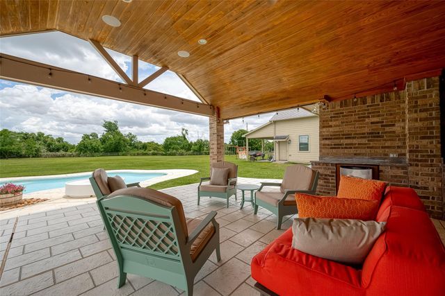4810 Shadow Grass Drive, Katy, TX 77493