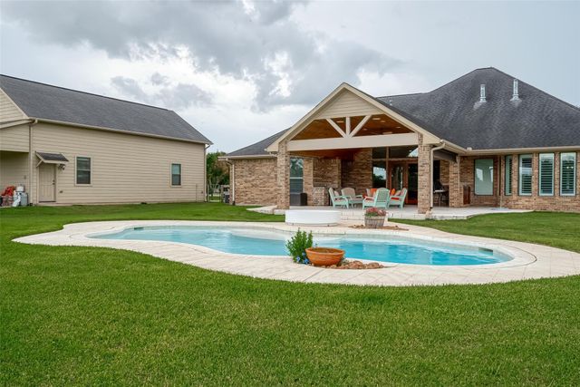 4810 Shadow Grass Drive, Katy, TX 77493