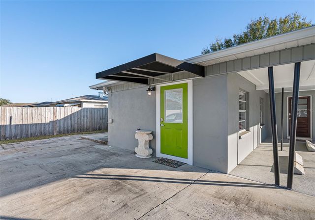 3423 W AILEEN STREET, Tampa, FL 33607