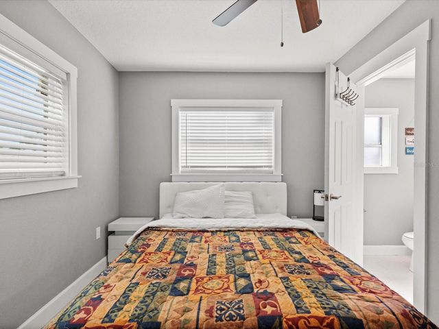 3423 W AILEEN STREET, Tampa, FL 33607