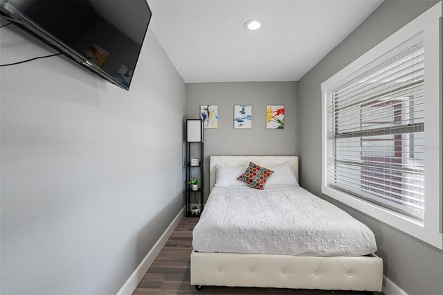 3423 W AILEEN STREET, Tampa, FL 33607