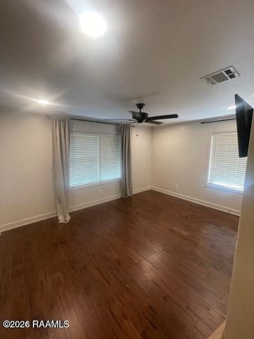 200 Woodvale Avenue, Lafayette, LA 70503