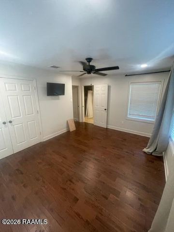 200 Woodvale Avenue, Lafayette, LA 70503
