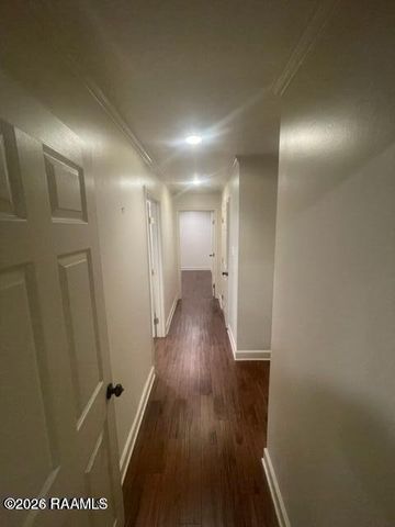 200 Woodvale Avenue, Lafayette, LA 70503