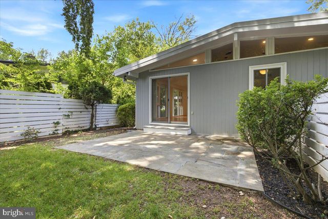 6614 MELODY LN, Bethesda, MD 20817