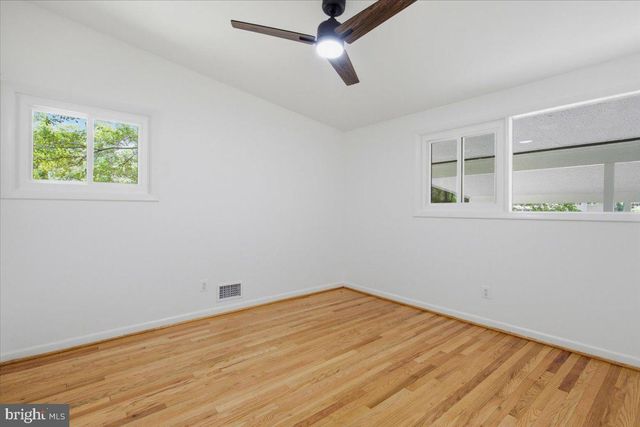 6614 MELODY LN, Bethesda, MD 20817