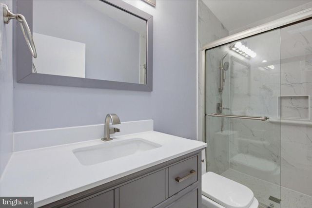 6614 MELODY LN, Bethesda, MD 20817