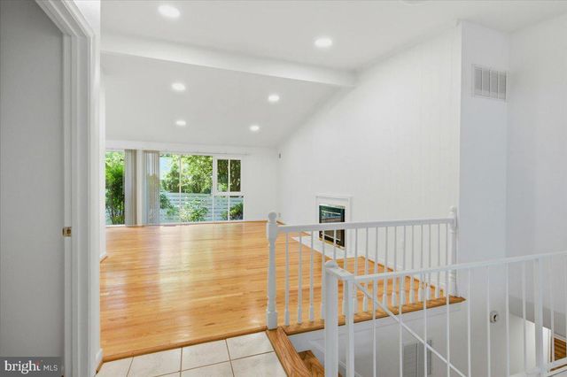 6614 MELODY LN, Bethesda, MD 20817