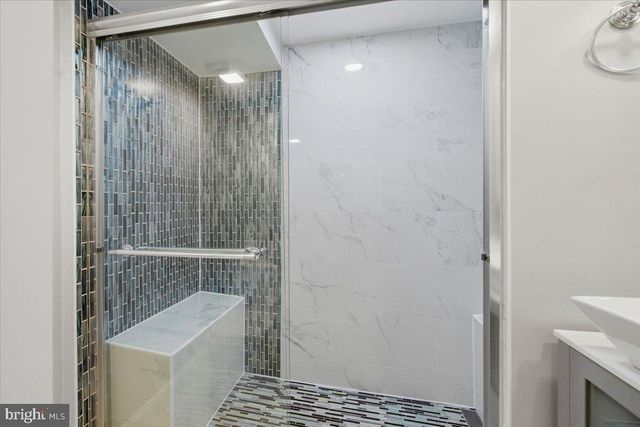 6614 MELODY LN, Bethesda, MD 20817