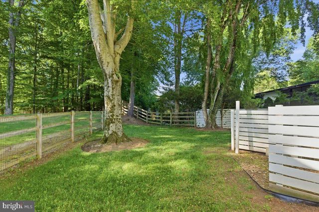 6614 MELODY LN, Bethesda, MD 20817