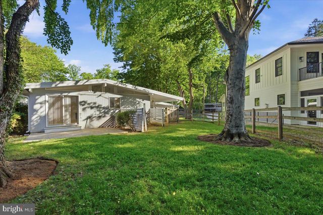 6614 MELODY LN, Bethesda, MD 20817