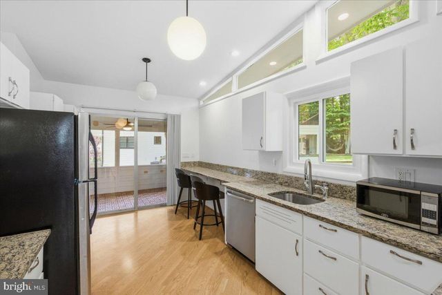 6614 MELODY LN, Bethesda, MD 20817
