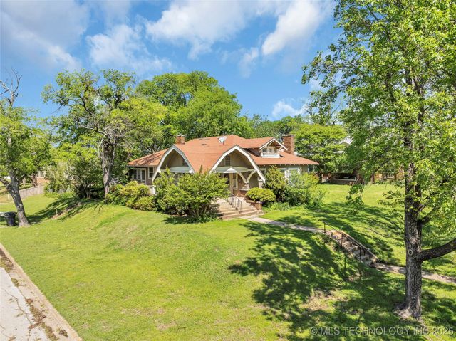 903 D NW, Ardmore, OK 73401