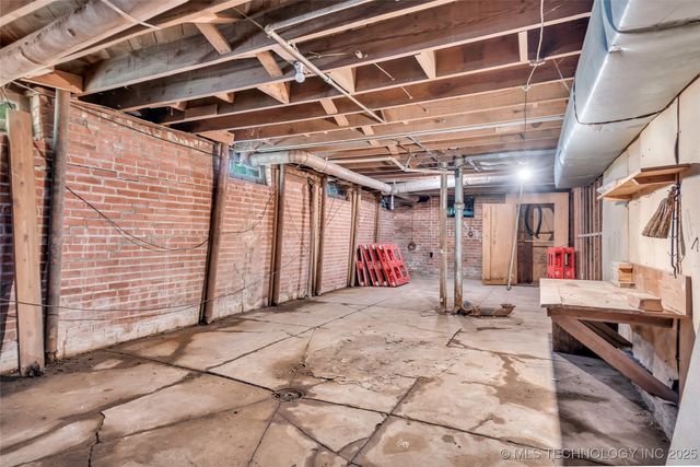 903 D NW, Ardmore, OK 73401