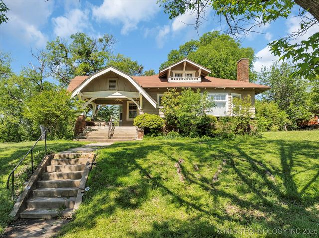 903 D NW, Ardmore, OK 73401