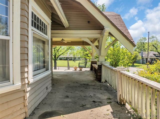 903 D NW, Ardmore, OK 73401