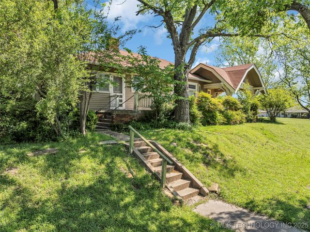 903 D NW, Ardmore, OK 73401