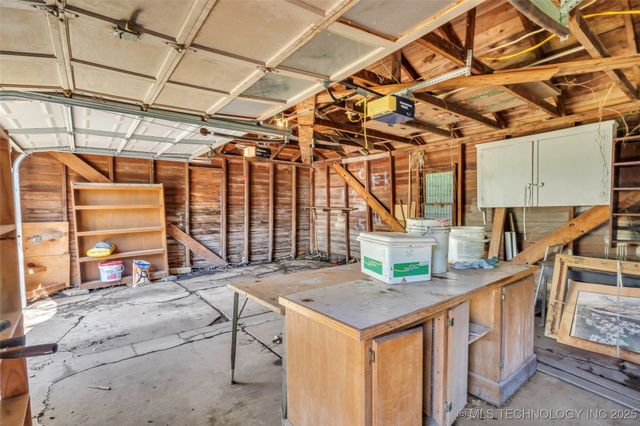 903 D NW, Ardmore, OK 73401
