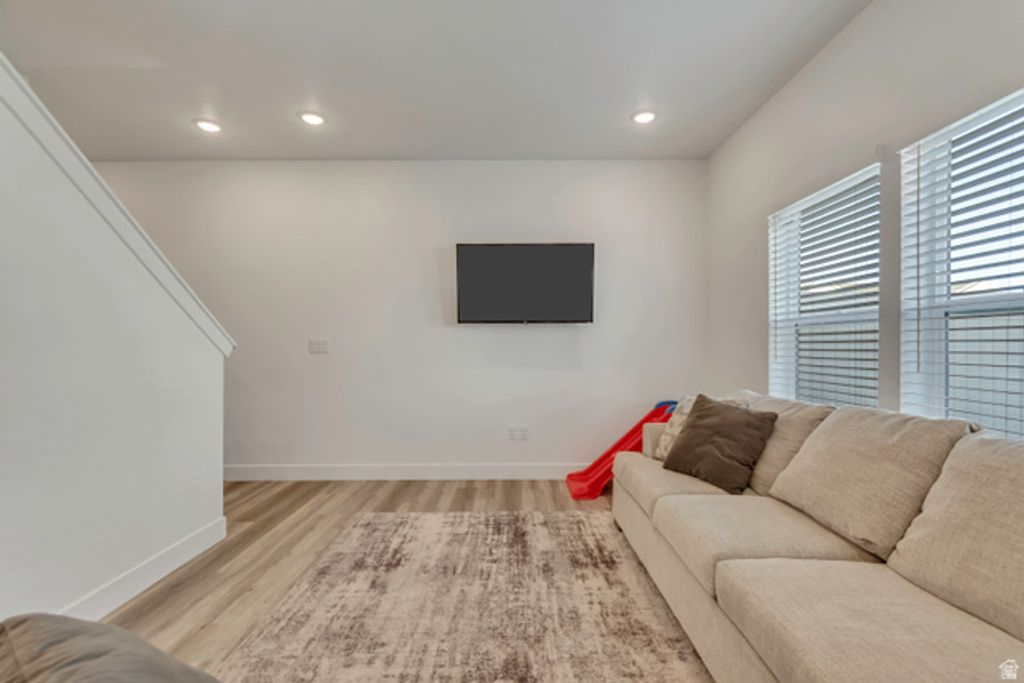 Image 4 of property listing at 1698 N 840 W, Spanish Fork, UT 84660