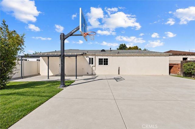 822 Bilton Way, San Gabriel, CA 91776