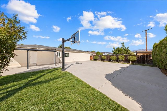 822 Bilton Way, San Gabriel, CA 91776