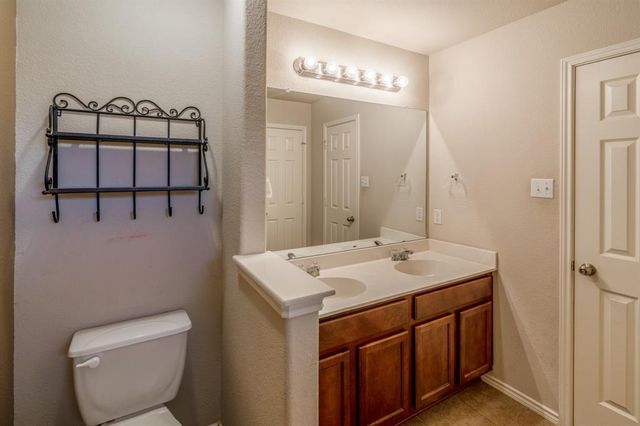 328 Baldwin ST, Hutto, TX 78634