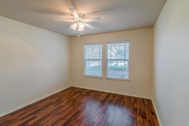 328 Baldwin ST, Hutto, TX 78634