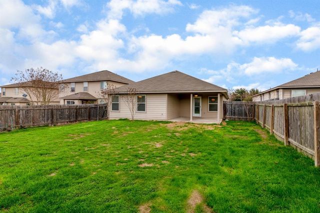 328 Baldwin ST, Hutto, TX 78634