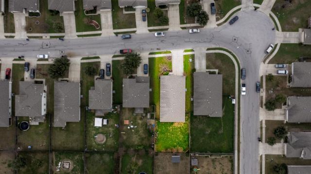 328 Baldwin ST, Hutto, TX 78634