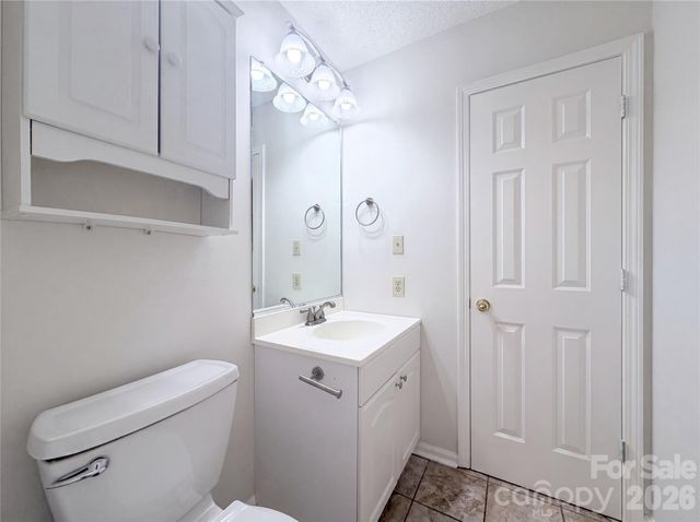221 Grandview Drive, Statesville, NC 28677