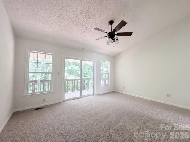 221 Grandview Drive, Statesville, NC 28677