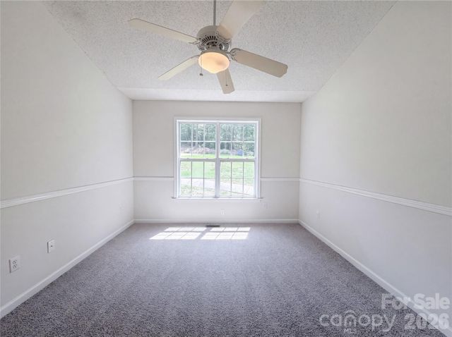 221 Grandview Drive, Statesville, NC 28677