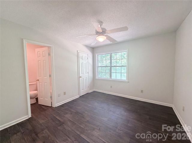221 Grandview Drive, Statesville, NC 28677