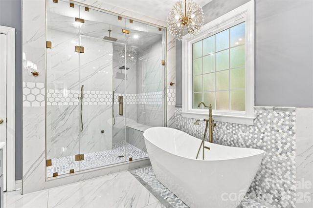 2290 Northview Harbour Drive, Sherrills Ford, NC 28673