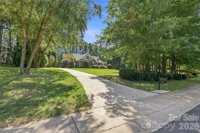 2290 Northview Harbour Drive, Sherrills Ford, NC 28673
