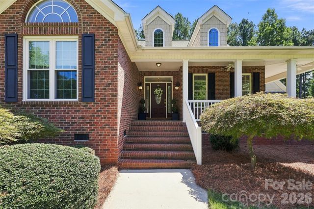 2290 Northview Harbour Drive, Sherrills Ford, NC 28673