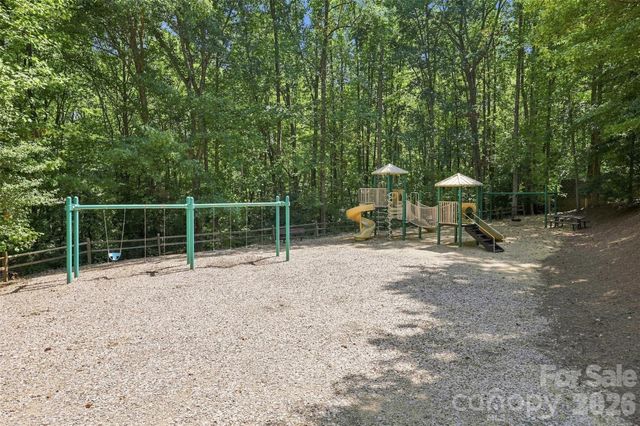 2290 Northview Harbour Drive, Sherrills Ford, NC 28673