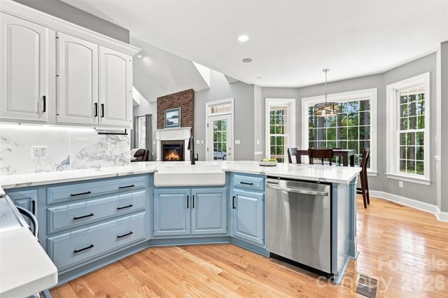 2290 Northview Harbour Drive, Sherrills Ford, NC 28673