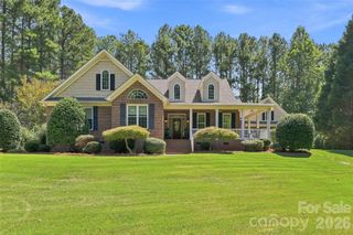 2290 Northview Harbour Drive, Sherrills Ford, NC 28673